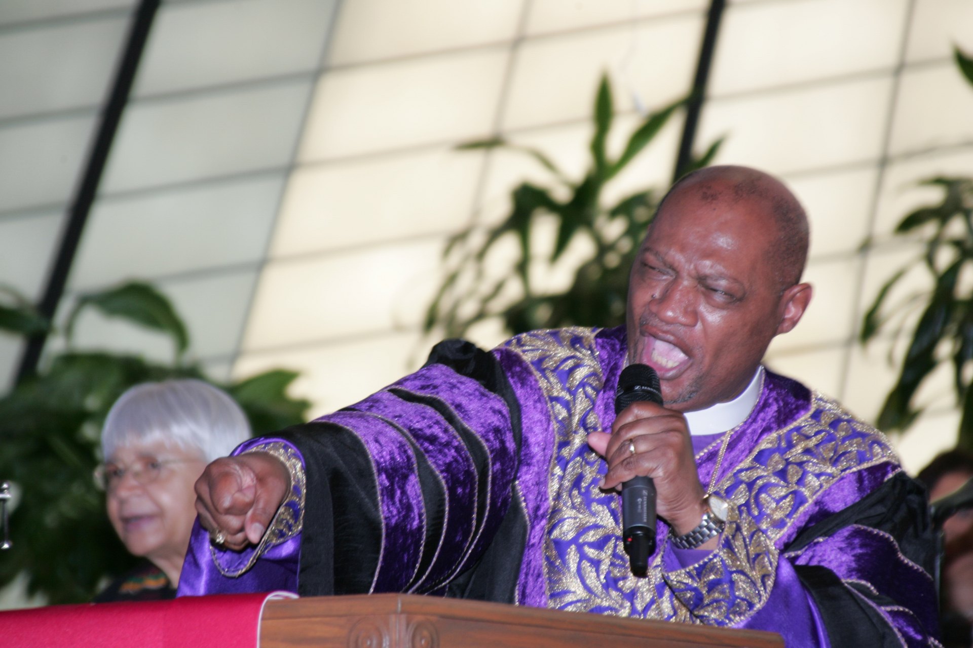 Bishop Reginald Thomas Jackson preaching in his episcopal vestments